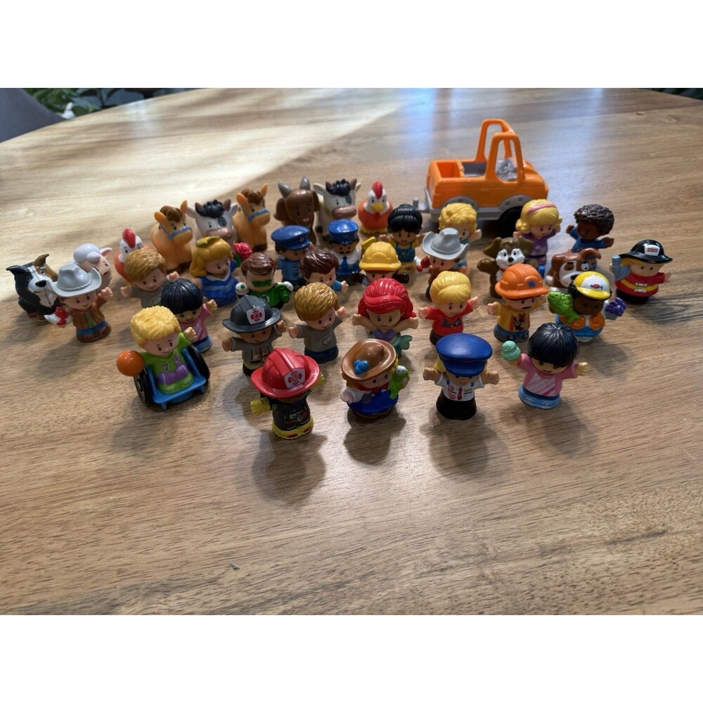 Fisher-Price Little People Lot Of 37 Figures Girls Boys Animals Car Princess - Picture 2 of 12